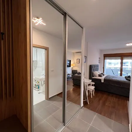 White Homes 16 - Master Quart *