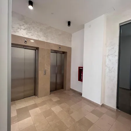 White Homes 16 - Master Quart * Podgorica