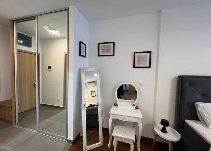 White Homes 16 - Master Quart * Podgorica